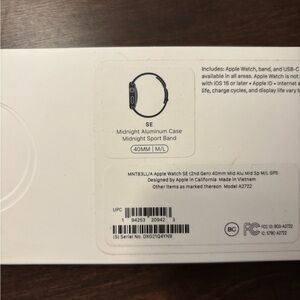 Apple Watch SE - Midnight Aluminum Case with Midnight Sport Band